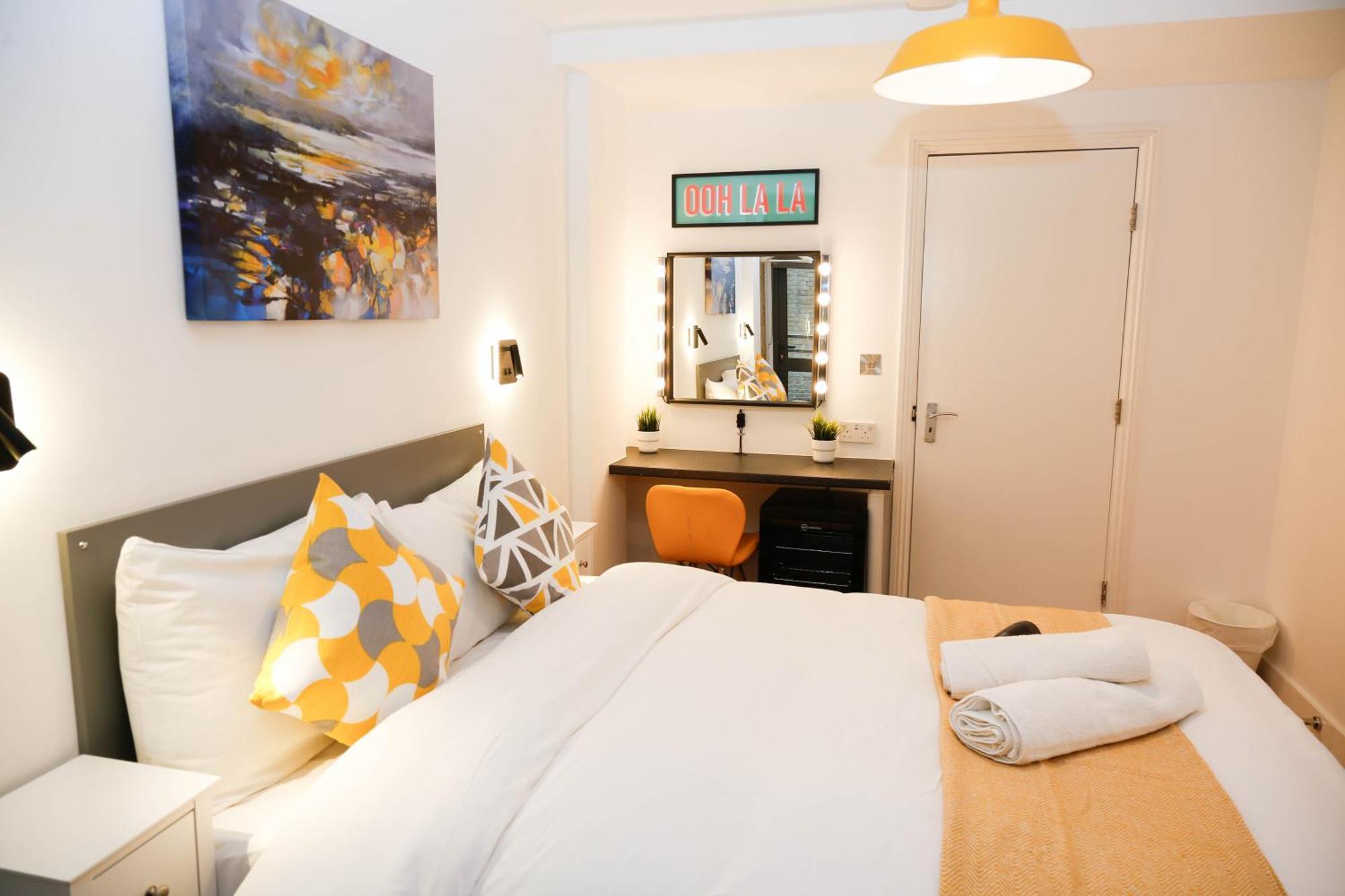 New Luxury Rooms In The Heart Of London Next To Shops, Cafes, Bars & Metro With Shared Bathrooms Extérieur photo