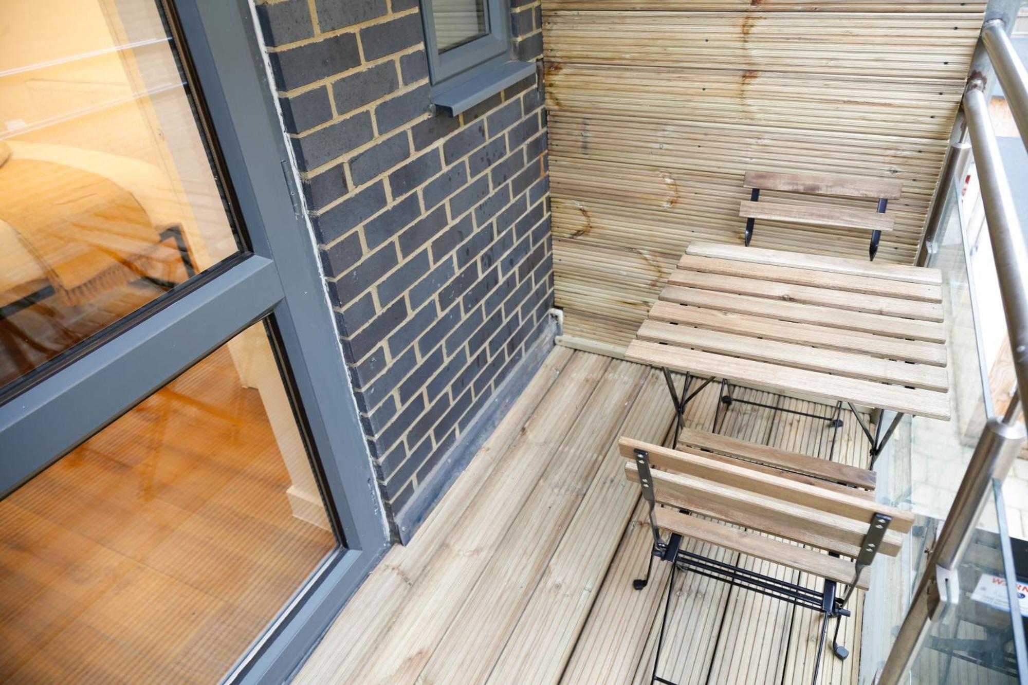 New Luxury Rooms In The Heart Of London Next To Shops, Cafes, Bars & Metro With Shared Bathrooms Extérieur photo
