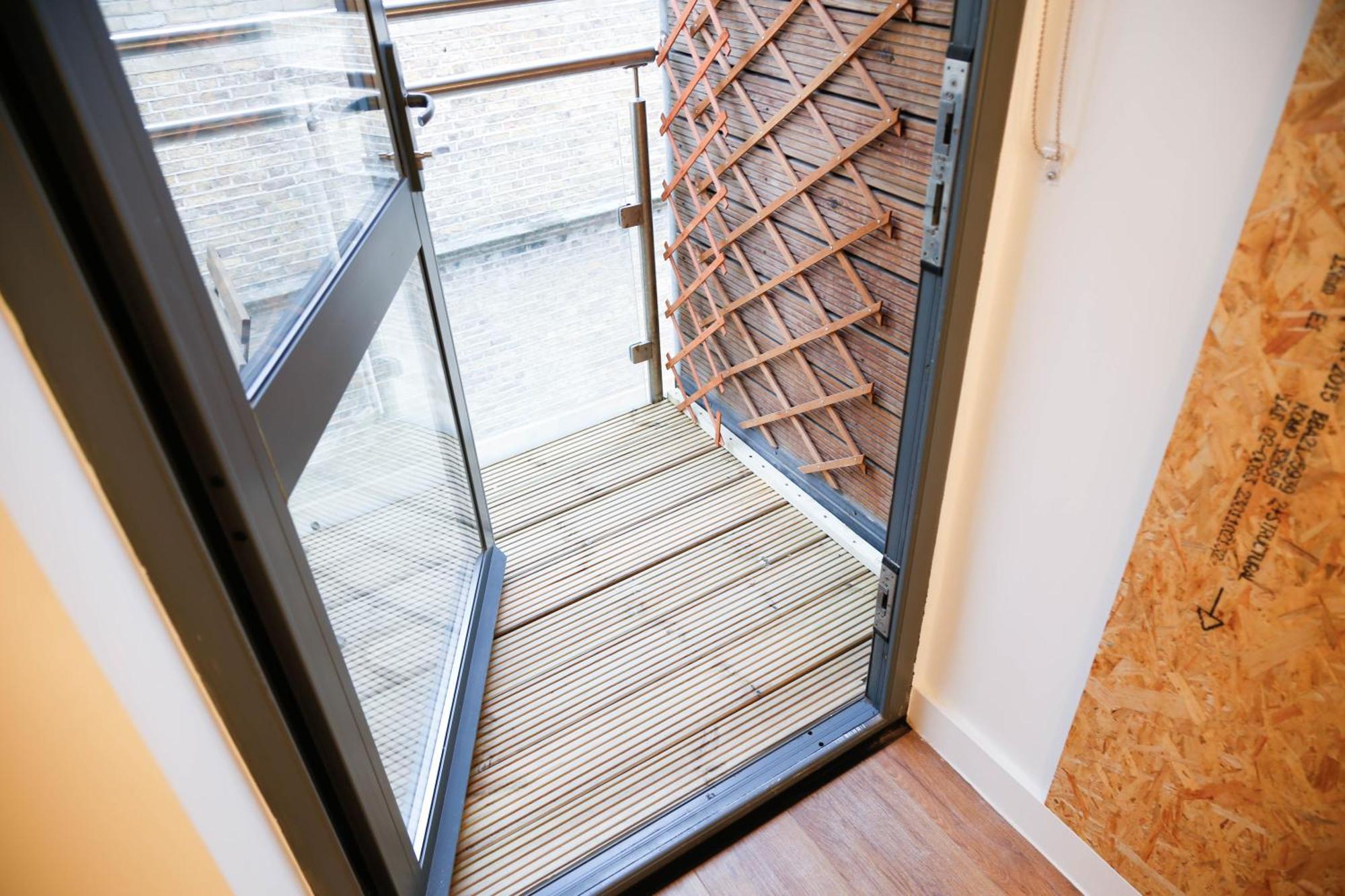 New Luxury Rooms In The Heart Of London Next To Shops, Cafes, Bars & Metro With Shared Bathrooms Extérieur photo