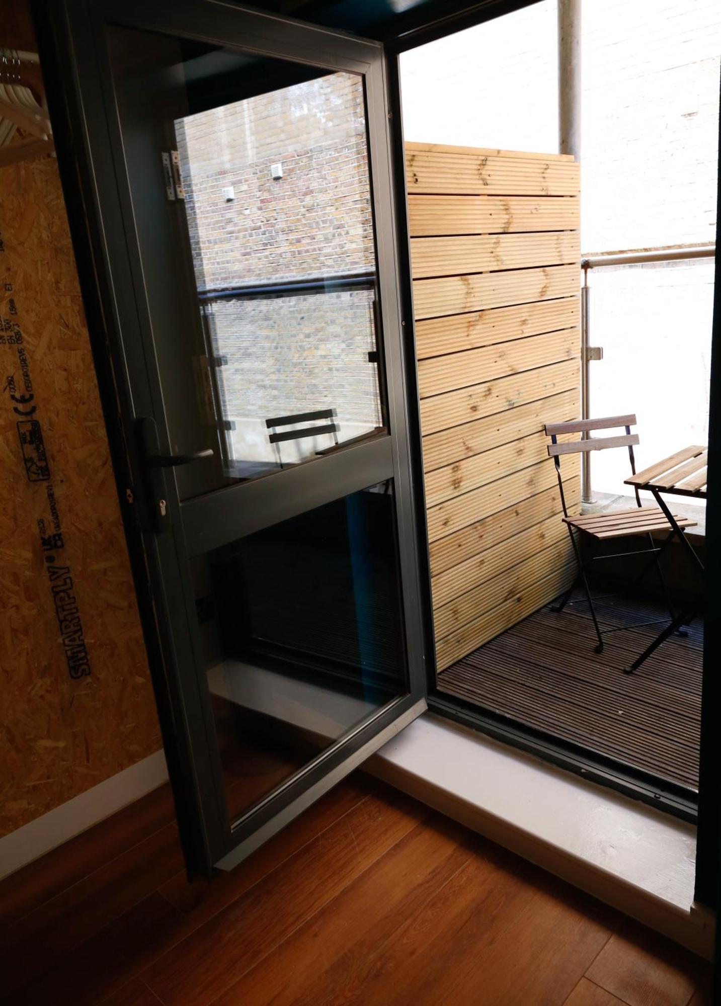 New Luxury Rooms In The Heart Of London Next To Shops, Cafes, Bars & Metro With Shared Bathrooms Extérieur photo